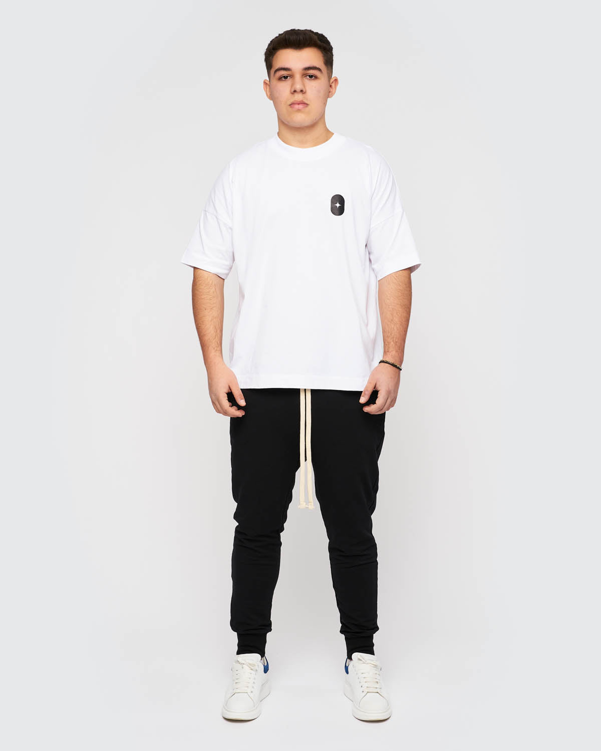 Tricou Countdown Logo Multiplu — față